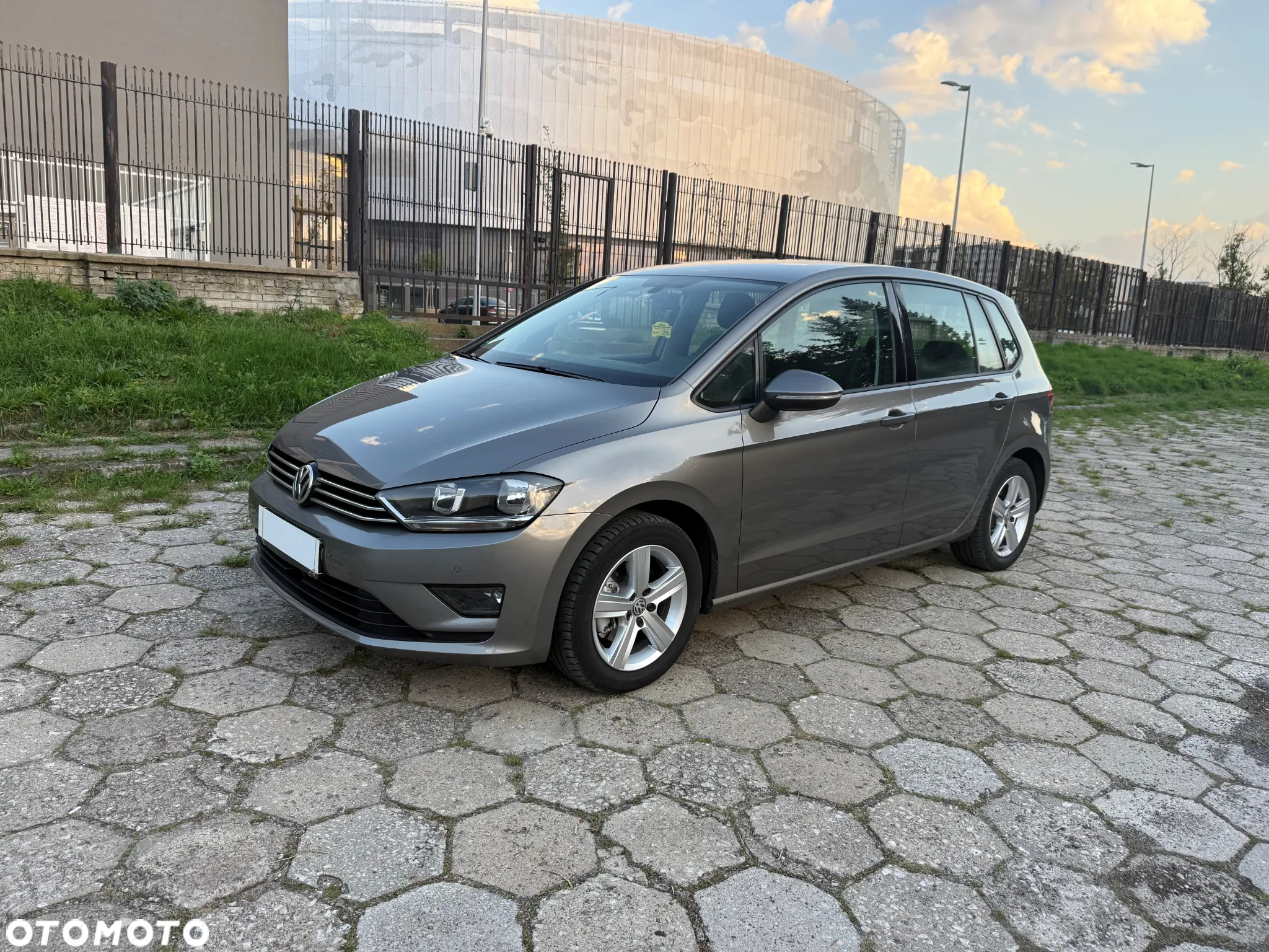 Volkswagen Golf Sportsvan VII SV 1.4 TSI BMT Highline - 2