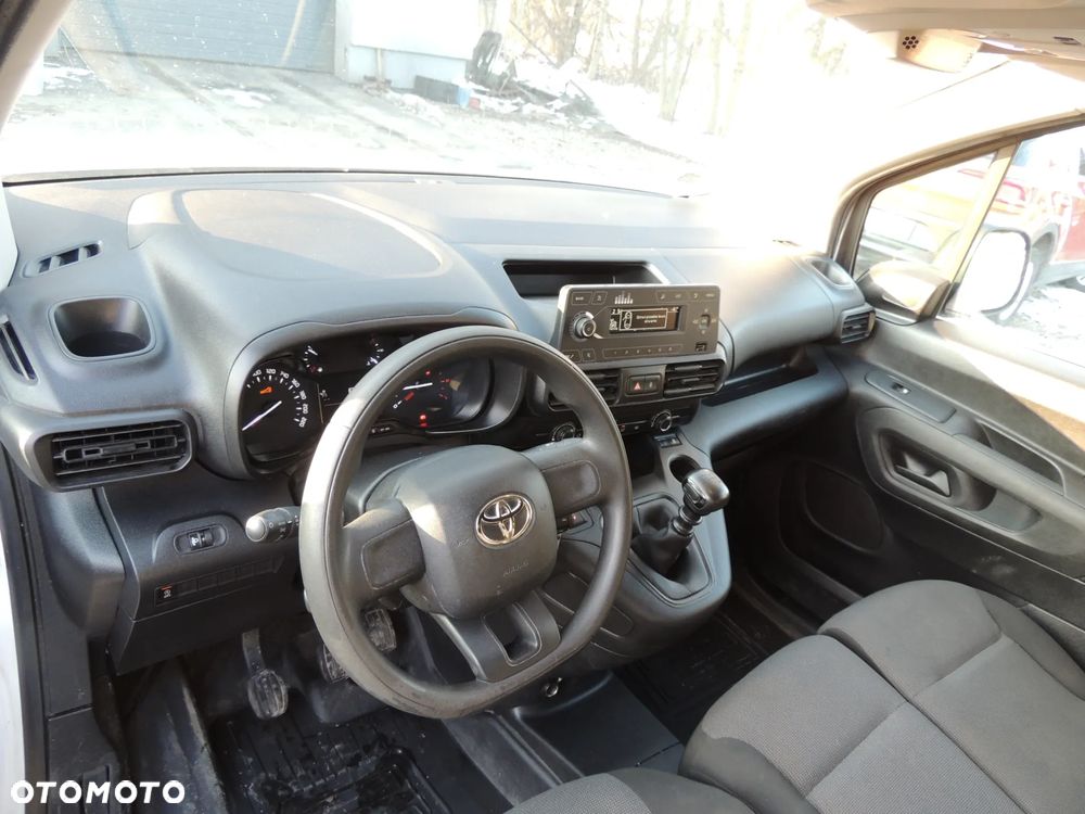 Toyota PROACE CITY - 14