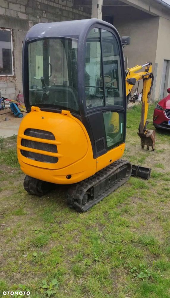 JCB 8016 - 3