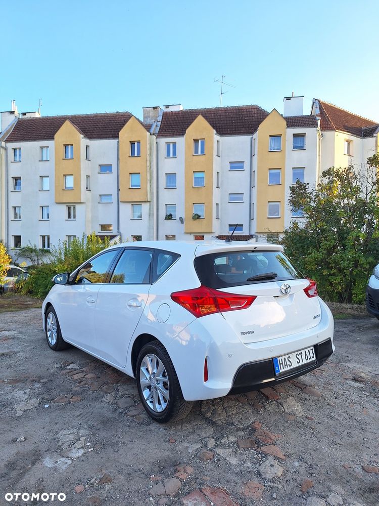 Toyota Auris - 3