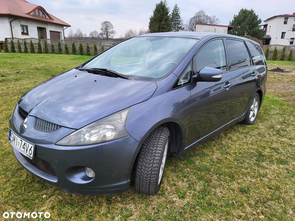 Mitsubishi Grandis 2.0 DI-D 7-Sitzer Intense - 1