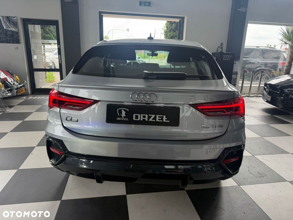 Audi Q3 Sportback - 6