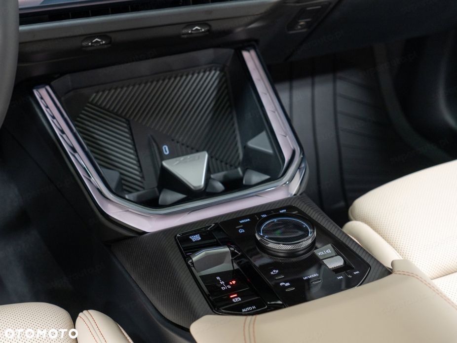 BMW X3 xDrive20 mHEV - 14