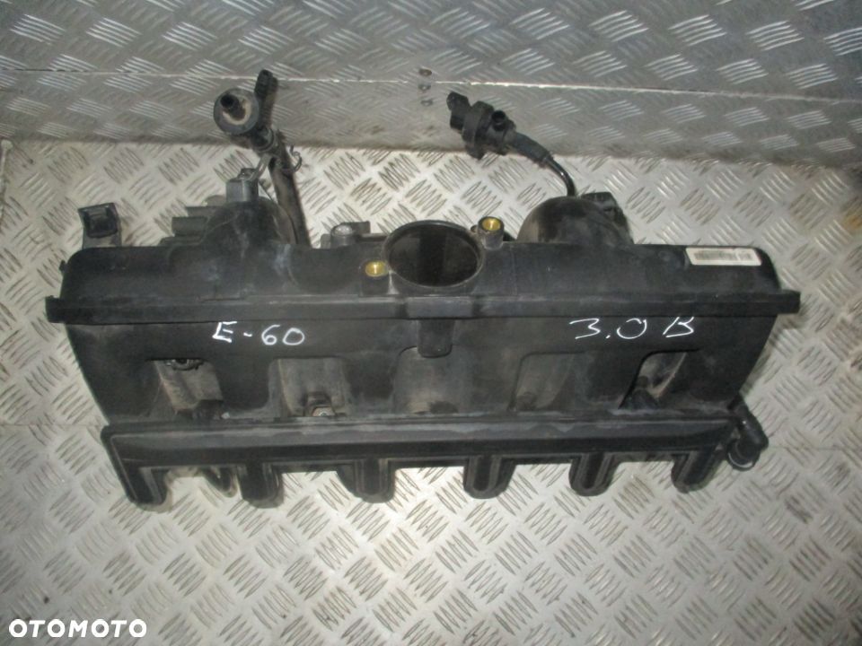 Kolektor ssący 7523290 BMW E60 2.2B - 2