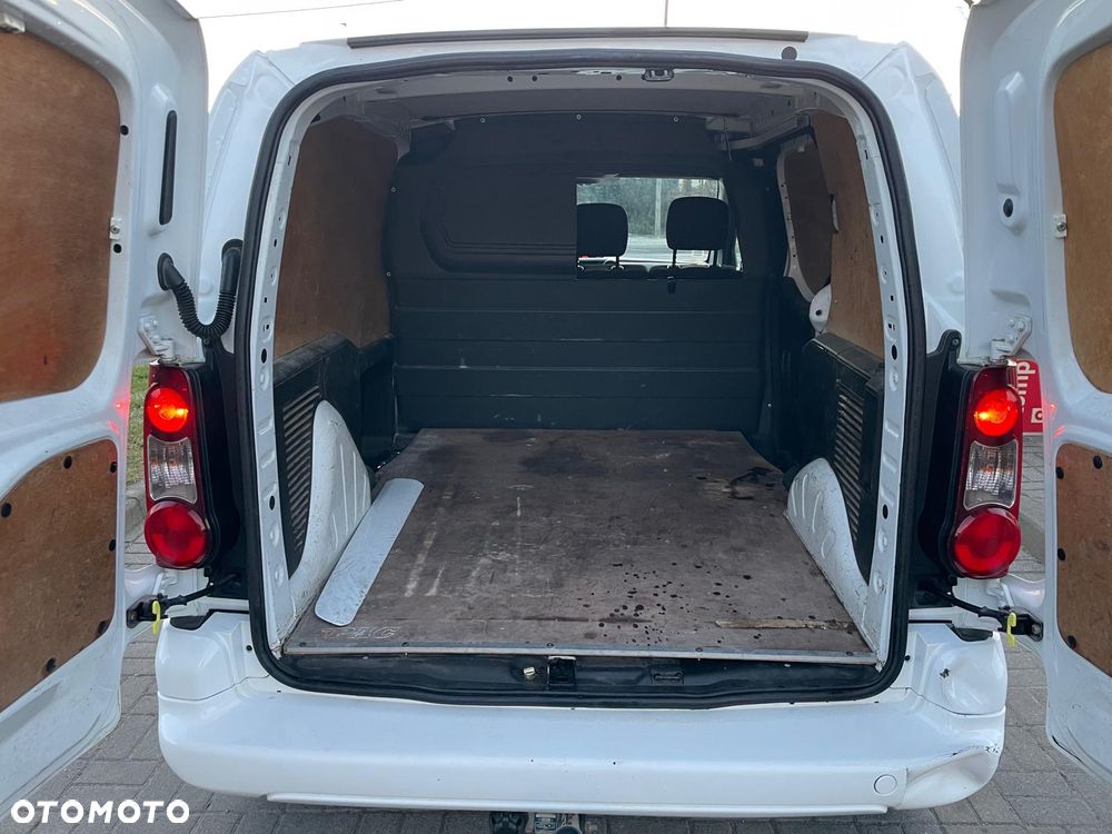 Peugeot Partner - 13