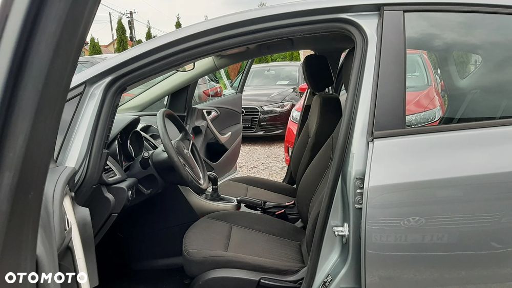 Opel Astra 1.6 Design Edition - 5