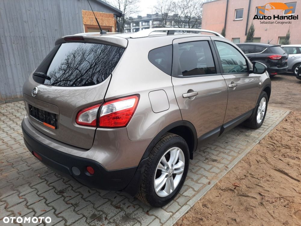 Nissan Qashqai 2.0 CVT tekna - 11