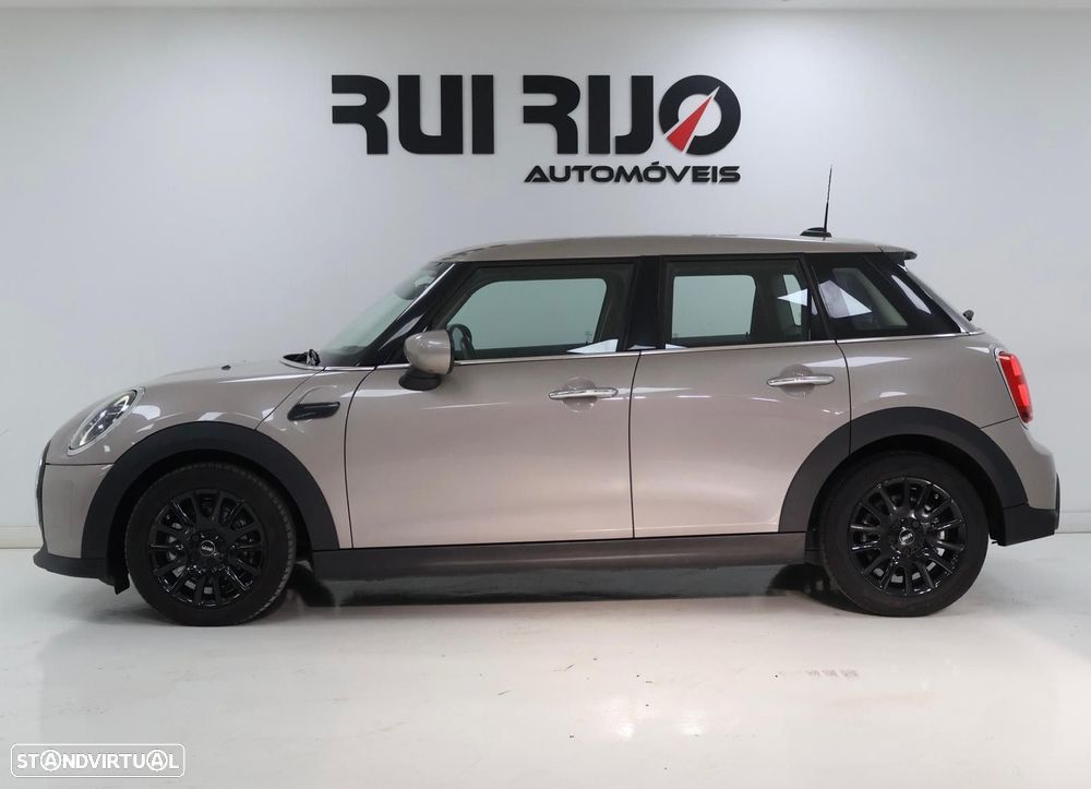 MINI 5 Portas Cooper Auto - 9