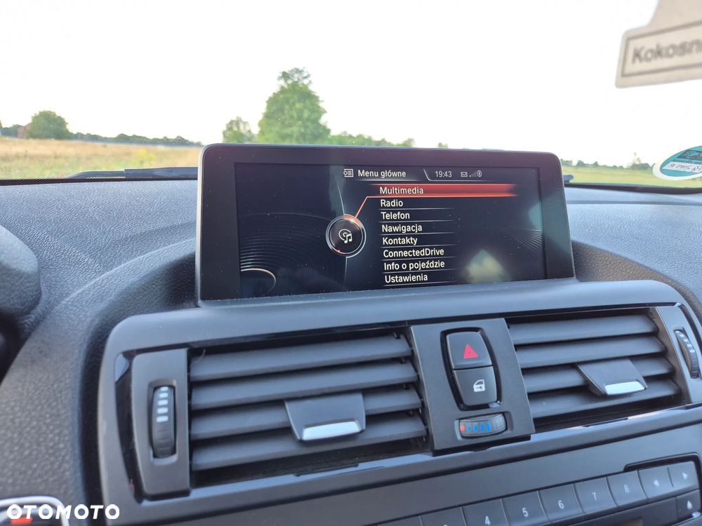 BMW Seria 1 118d - 23