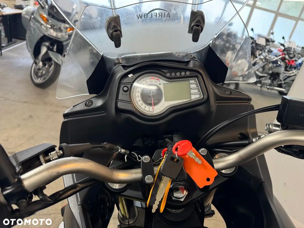Suzuki DL - 32