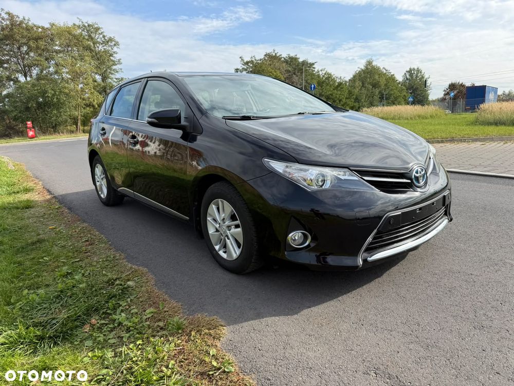 Toyota Auris 1.8 HSD Luna - 23
