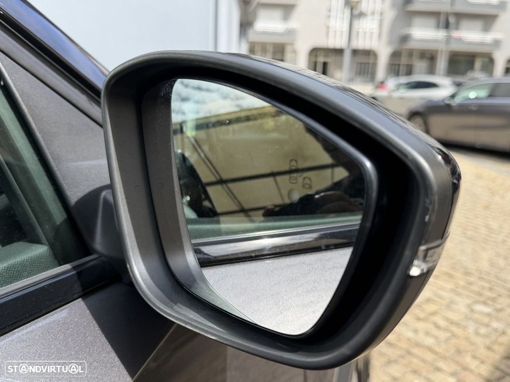 Peugeot 2008 1.5 BlueHDi GT - 19