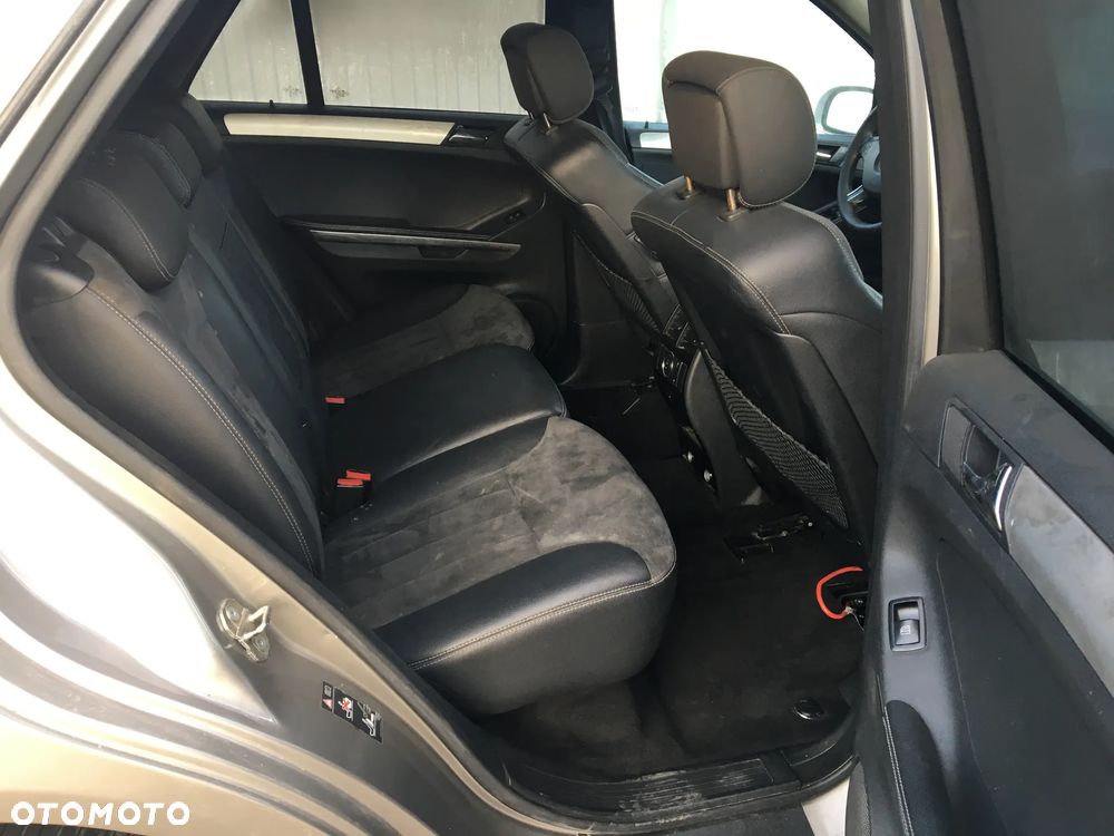 Mercedes-Benz ML - 8