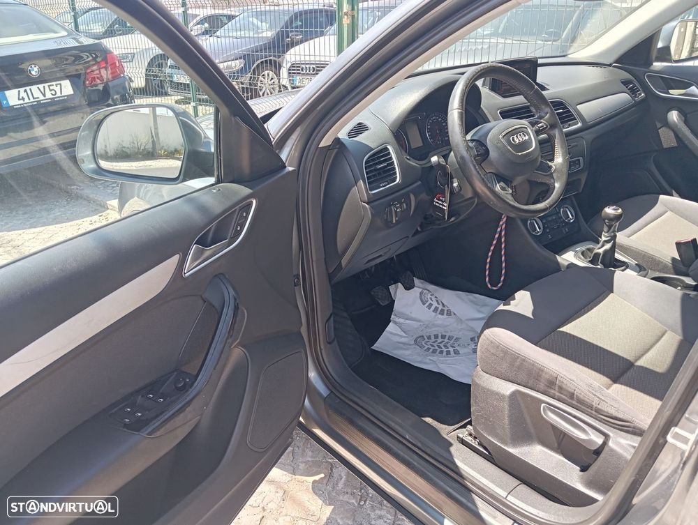 Audi Q3 2.0 TDI Attraction - 6