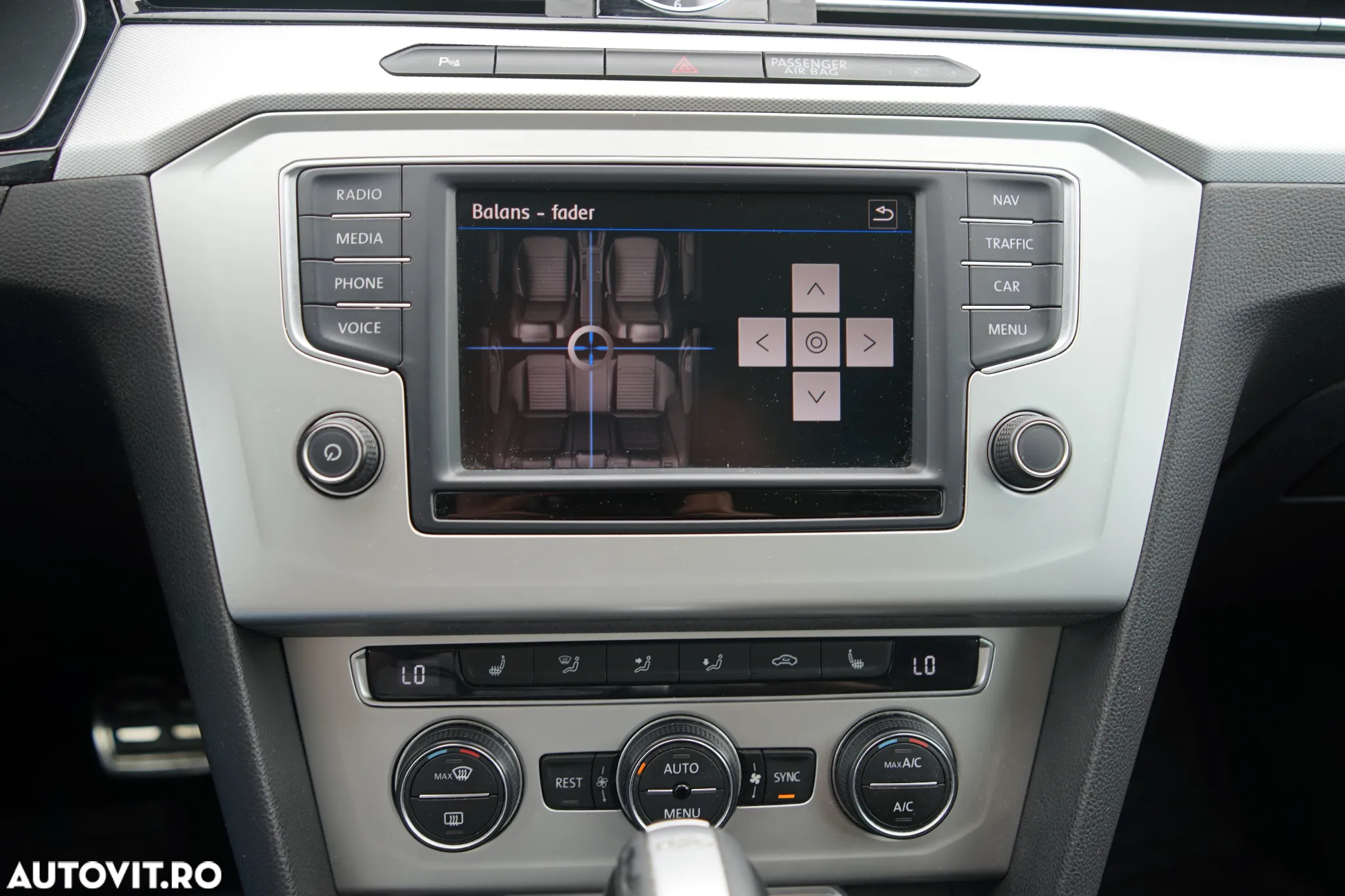 Volkswagen Passat Variant 2.0 TDI DSG Comfortline - 22