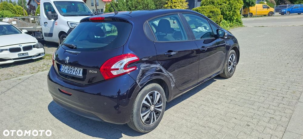 Peugeot 208 PureTech 82 Urban Move - 4