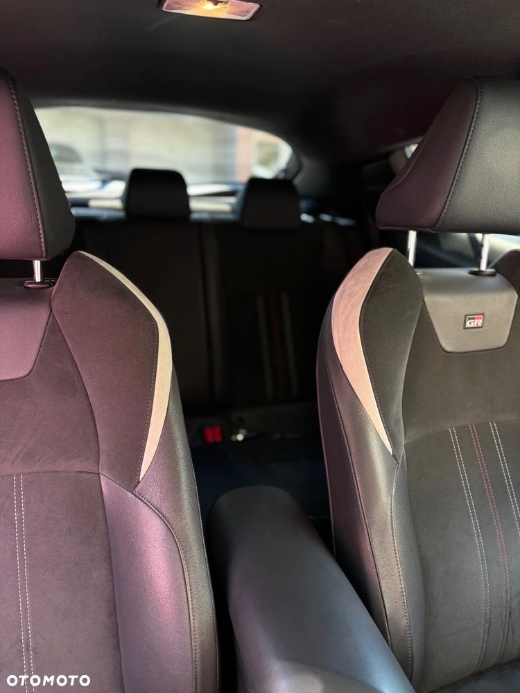 Toyota C-HR 1.8 Hybrid GPF GR Sport - 8