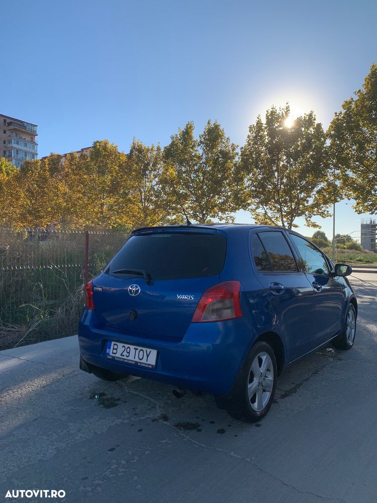 Toyota Yaris - 5