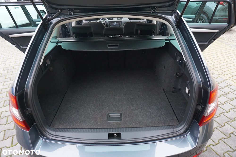 Skoda Octavia 2.0 TDI DSG Premium Edition - 38