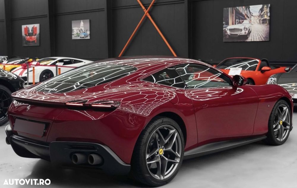 Ferrari Roma - 25