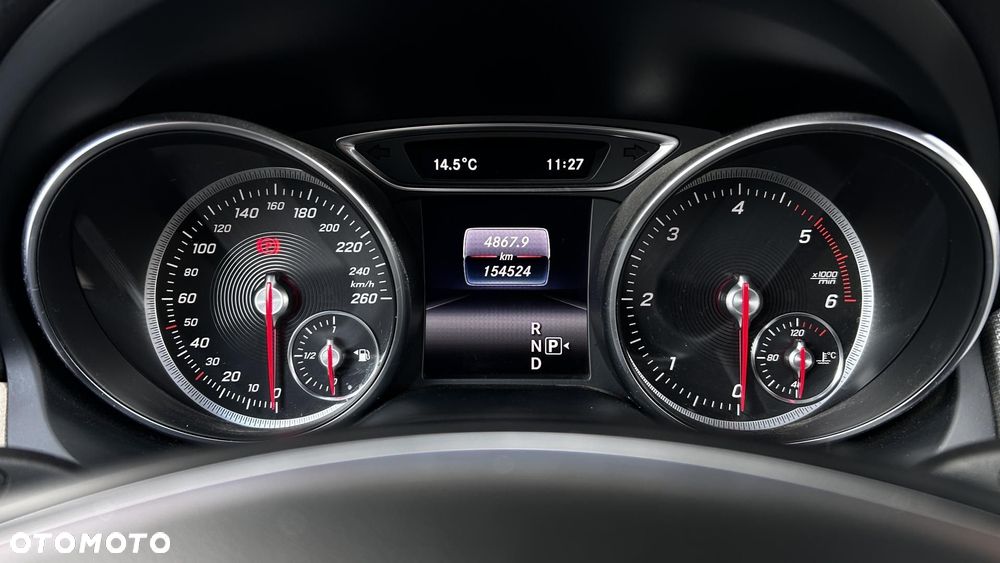 Mercedes-Benz CLA - 17