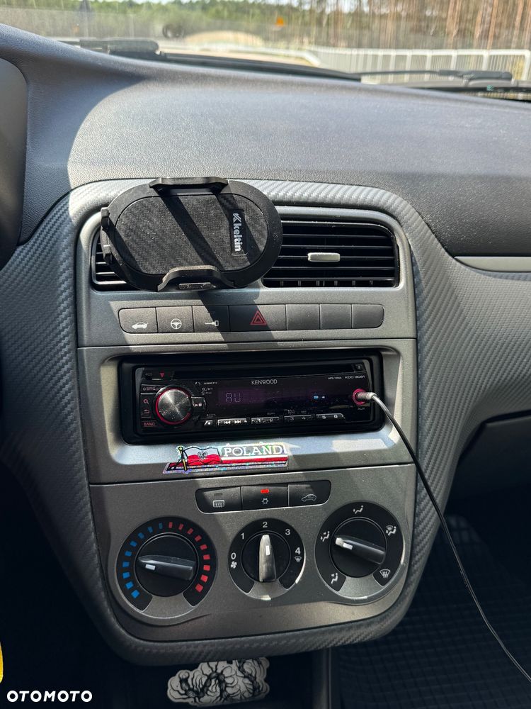 Fiat Grande Punto - 12