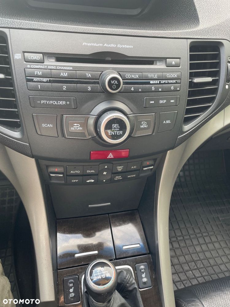 Honda Accord 2.0 Executive - 13
