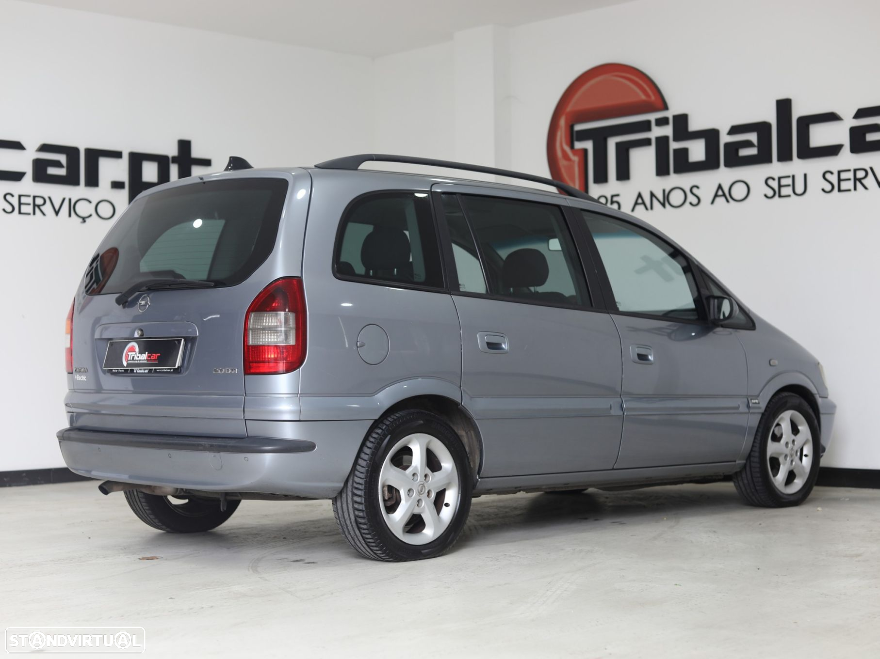 Opel Zafira 2.0 DTi - 4