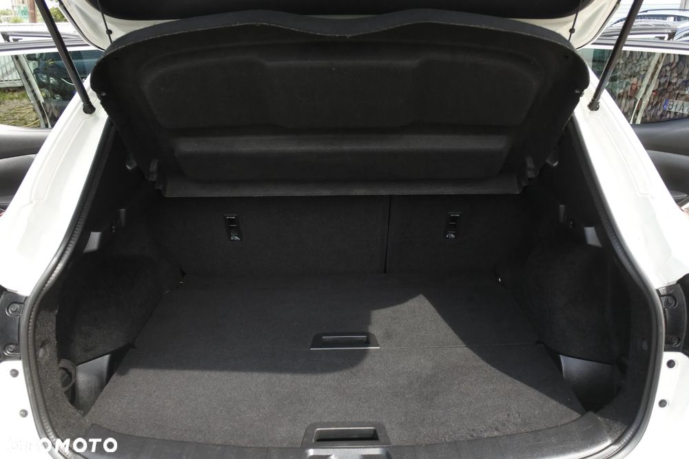 Nissan Qashqai 1.2 DIG-T Xtronic TEKNA - 12