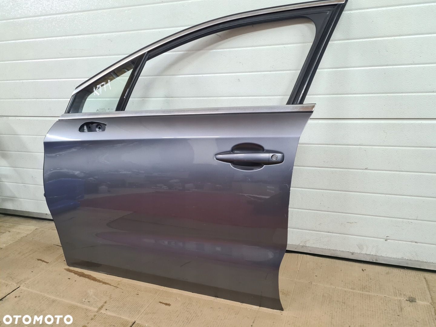 Drzwi przednie lewe Citroen ds4 KTH - 2