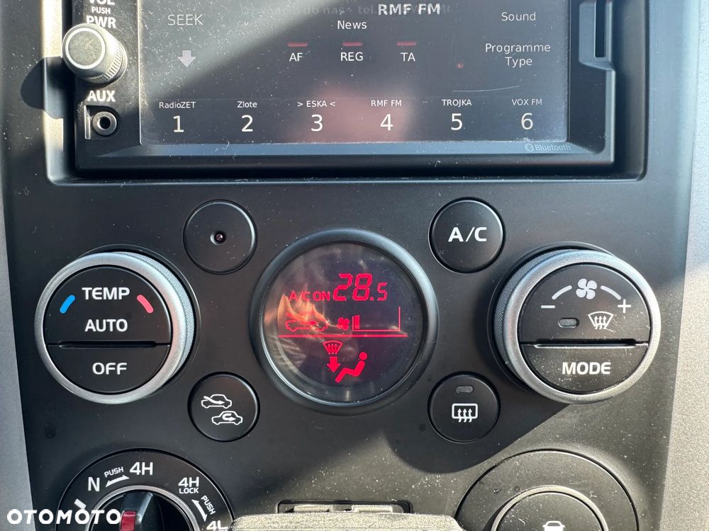 Suzuki Grand Vitara 1.9 DDiS - 11
