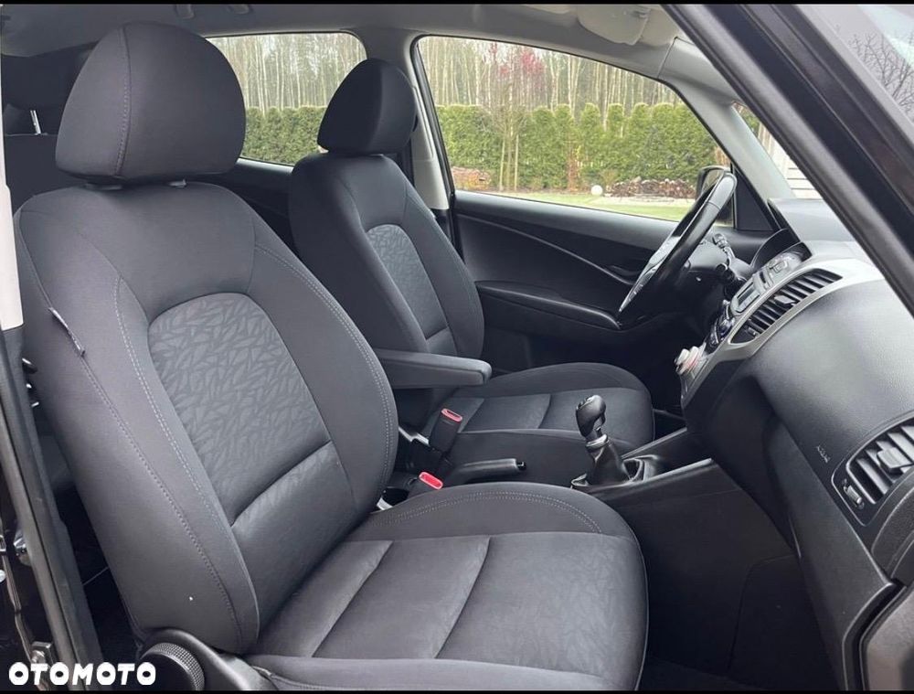 Hyundai ix20 1.4 Trend - 36