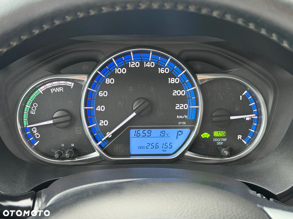 Toyota Yaris - 17