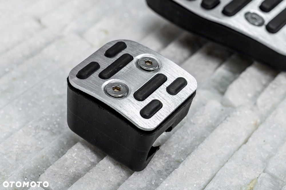 nissan x-trail 2014-2021 automat nakładki na pedały - 10