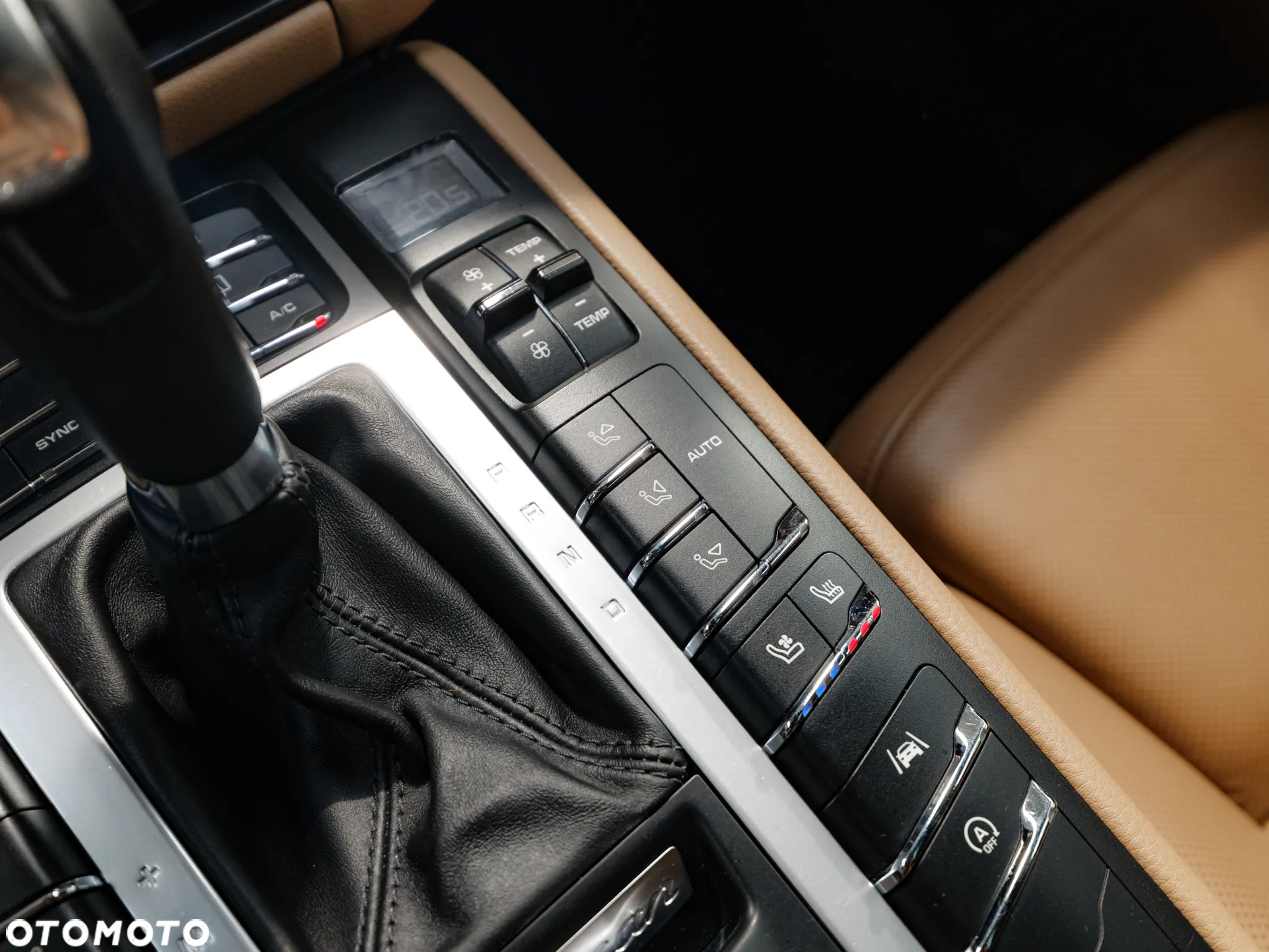 Porsche Macan Standard - 32