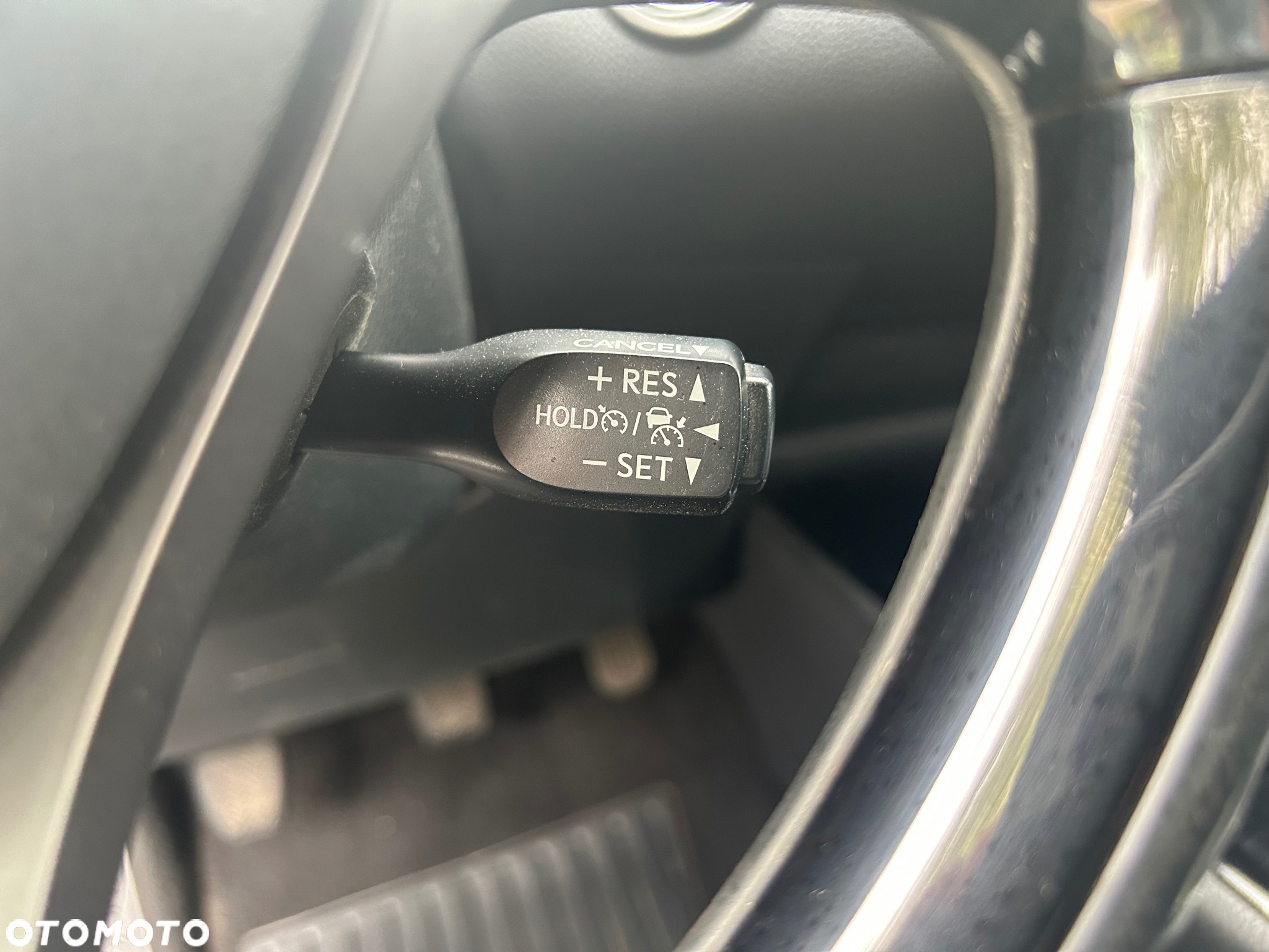 Toyota C-HR 1.2 T Dynamic - 26