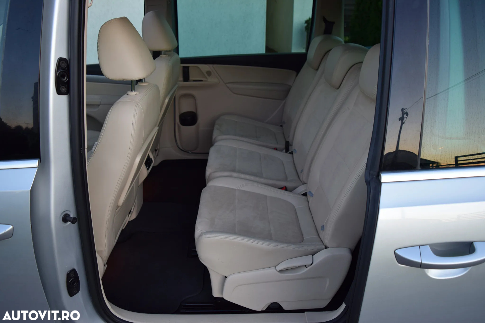 Volkswagen Sharan 2.0 TDI DSG Highline - 10