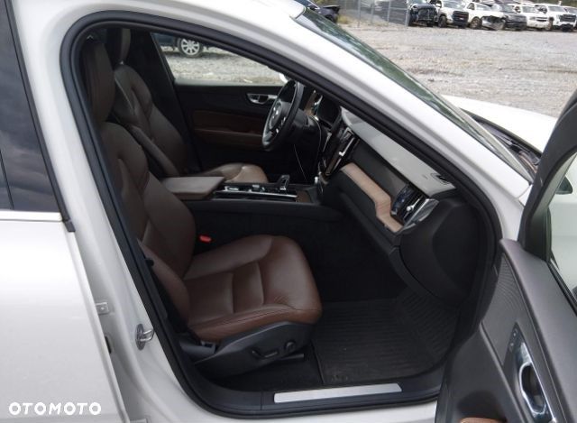 Volvo XC 60 - 17