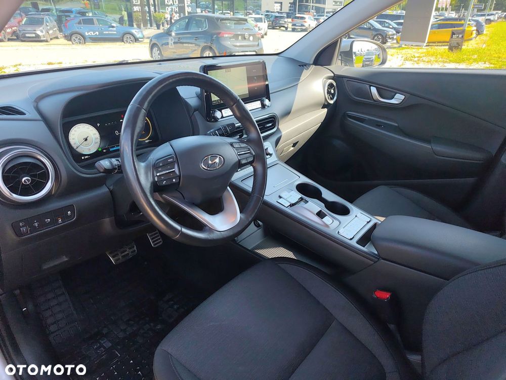 Hyundai Kona - 9