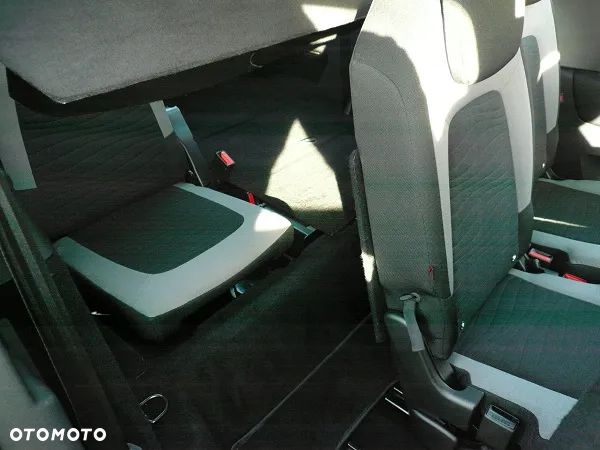 Citroën C4 Picasso - 15