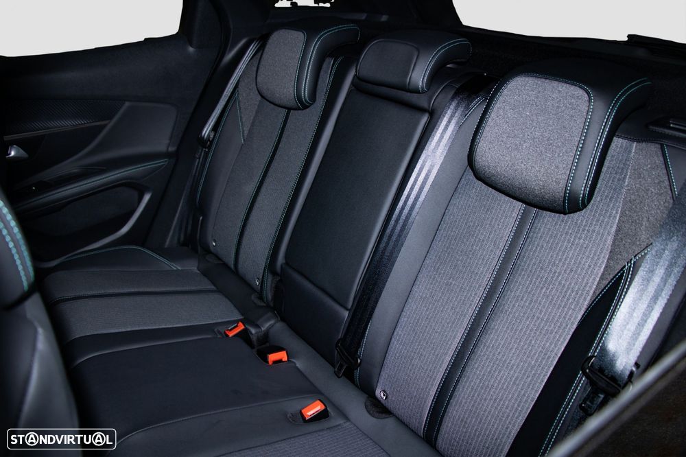 Peugeot 3008 1.2 Hybrid Allure Pack e-DCS6 - 11