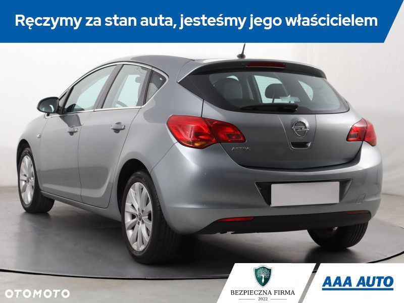 Opel Astra - 5