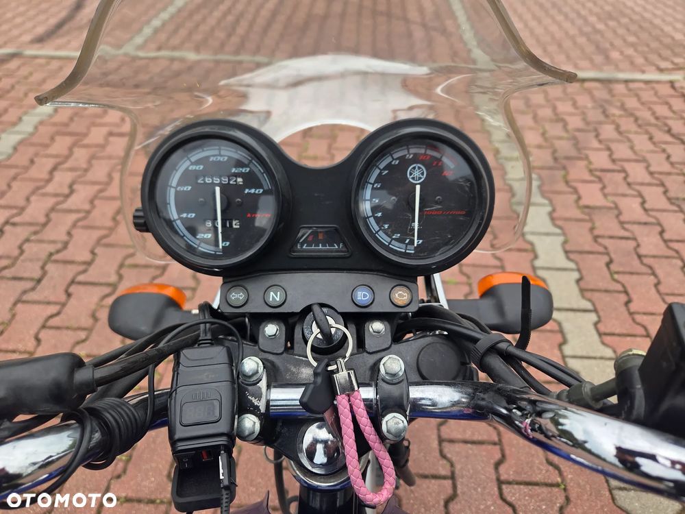 Yamaha YBR - 8