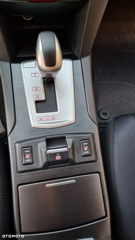 Subaru Outback 2.0 D Comfort AT - 28