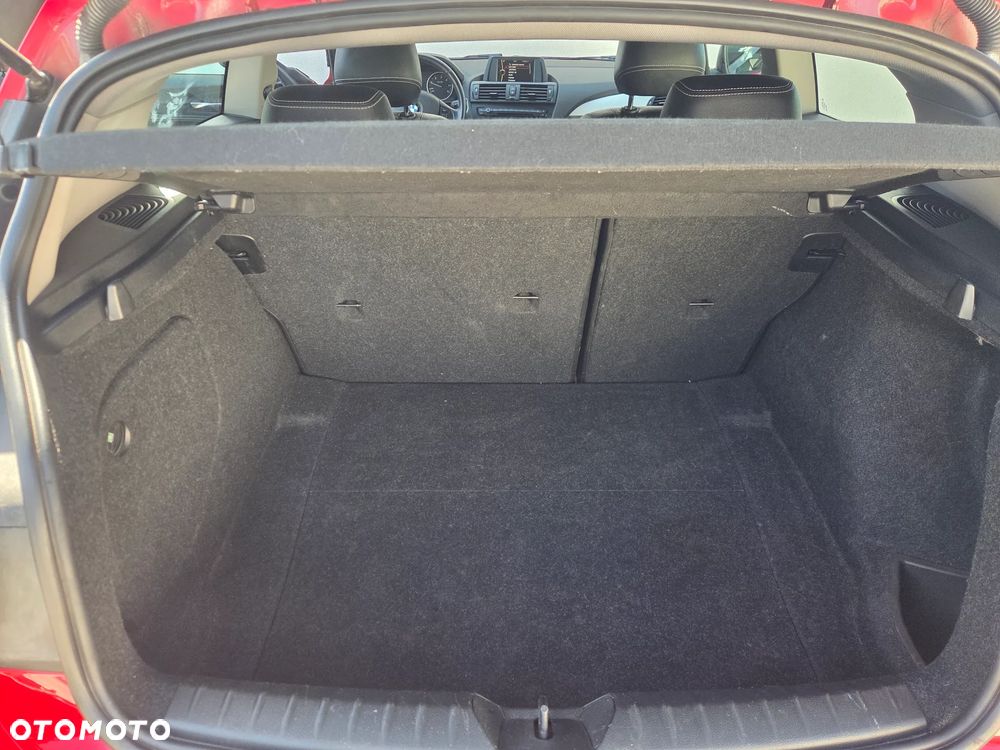 BMW Seria 1 116d - 30