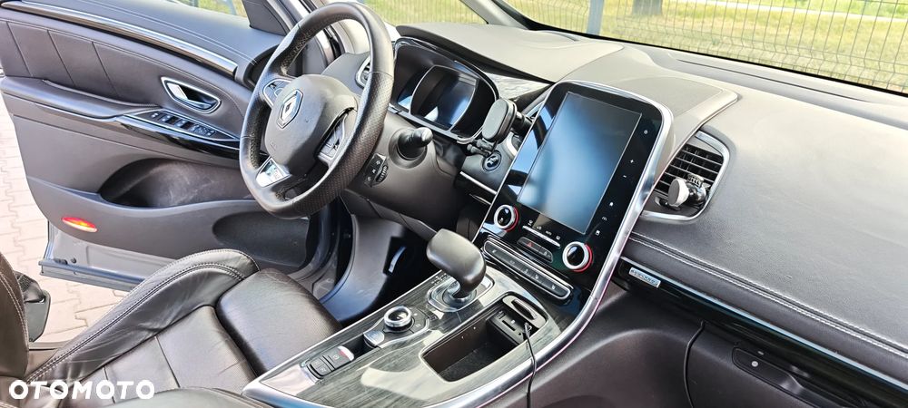 Renault Espace 1.6 dCi Energy Initiale Paris EDC 7os - 22