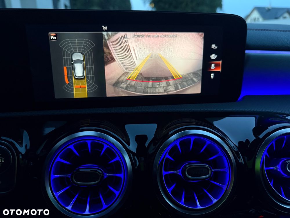 Mercedes-Benz CLA 200 7G-DCT Edition AMG Line - 28