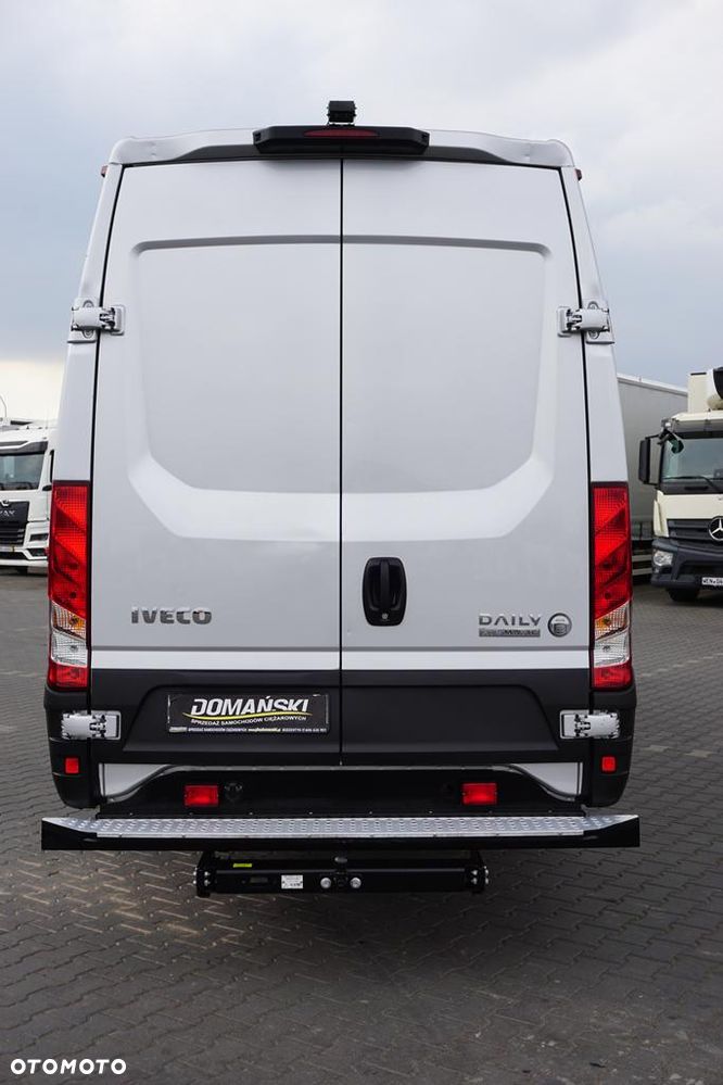 Iveco / DAILY / 70C18 / 3,0 - 180 KM / HI - MATIC / MAXI / 91 000 KM - 29
