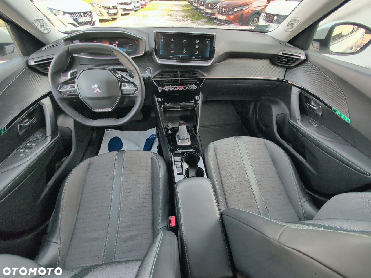 Peugeot 2008 1.2 PureTech Allure Pack S&S EAT8 - 8