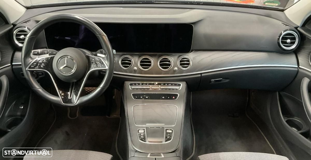 Mercedes-Benz E 300 de Avantgarde 4Matic - 5